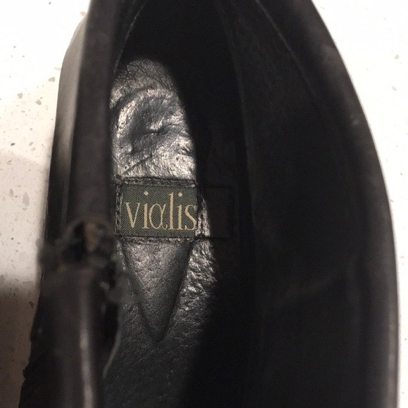 vialis Black Leather Heeled Booties - Picture 6 of 8